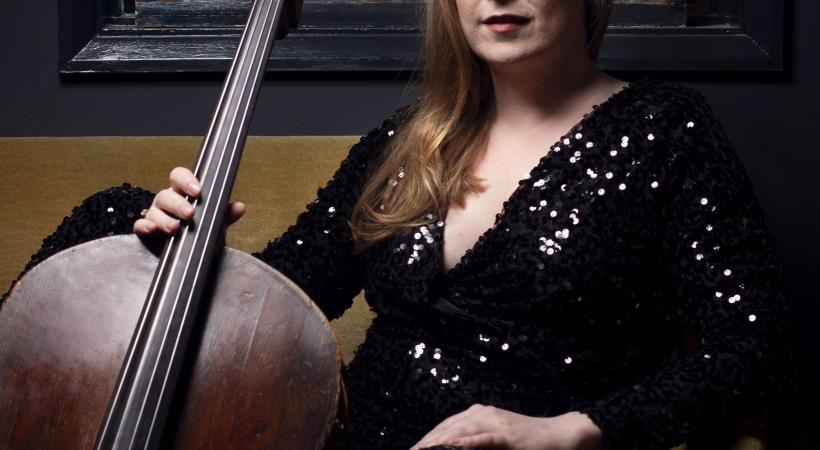 Image of Ailbhe McDonagh with cello.