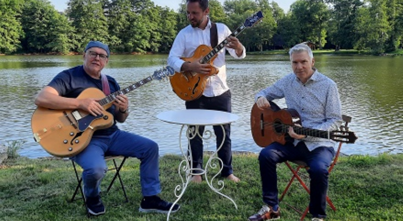 International Guitar Trio